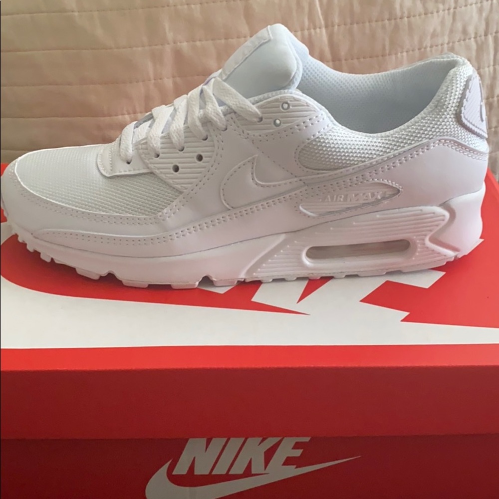 Air Max 90 - Picture 2 of 6